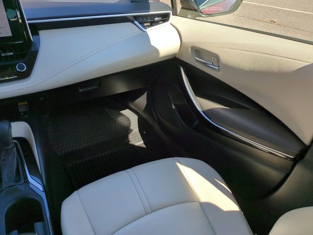 Used 2024 Toyota Corolla XLE image 16