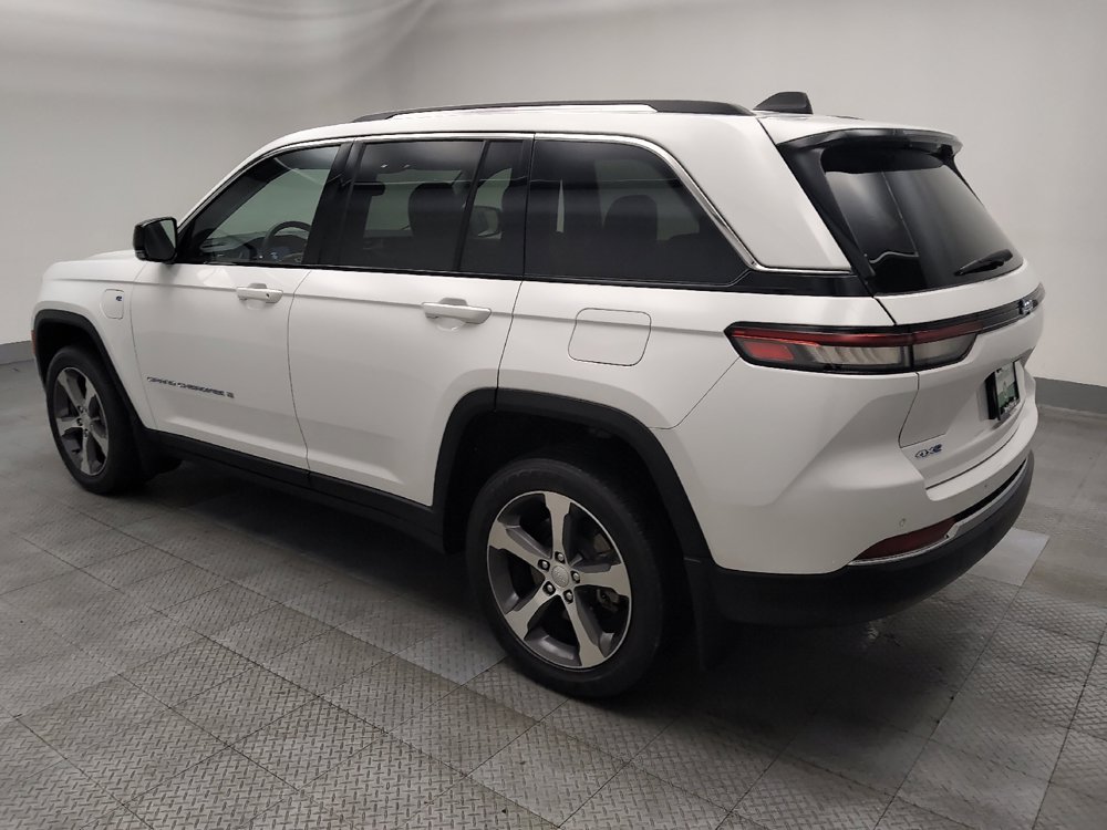Used 2022 Jeep Grand Cherokee Limited 4xe w/ MOPAR Finishing Package AWD/4WD image 3