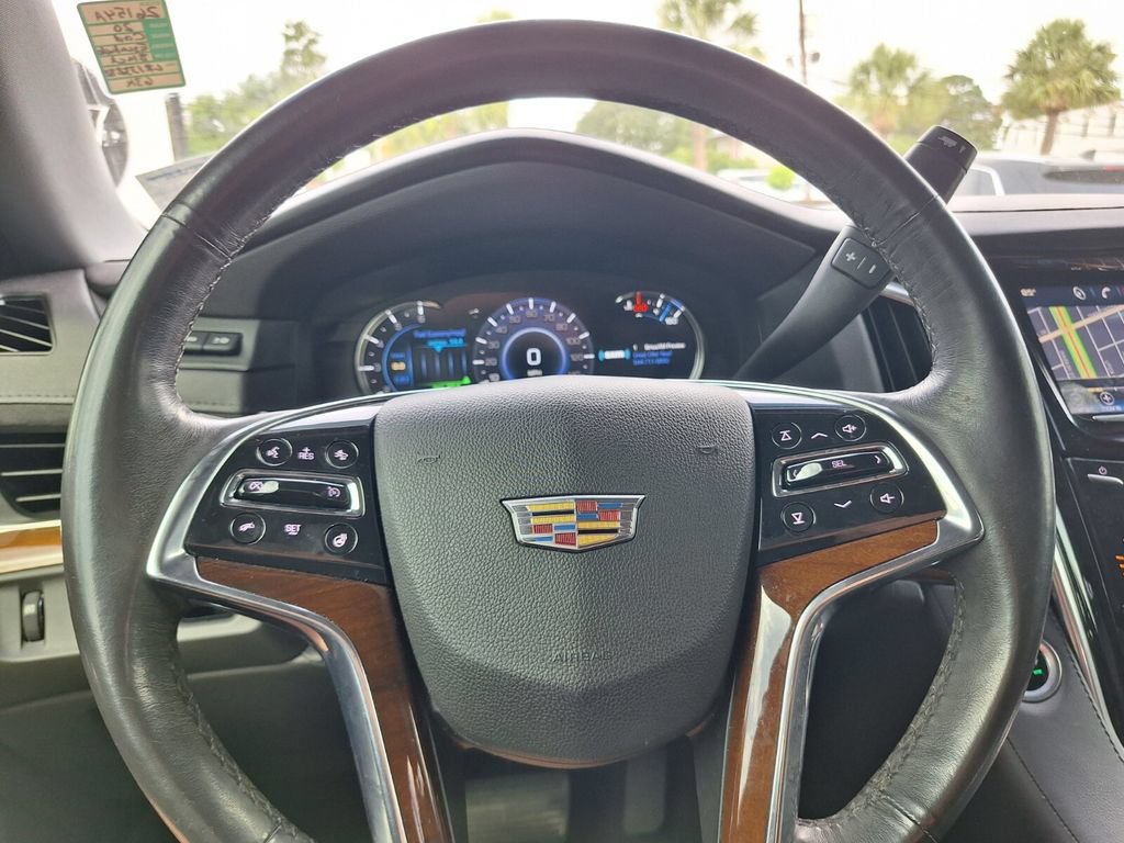 Used 2020 Cadillac Escalade Premium Luxury RWD image 20