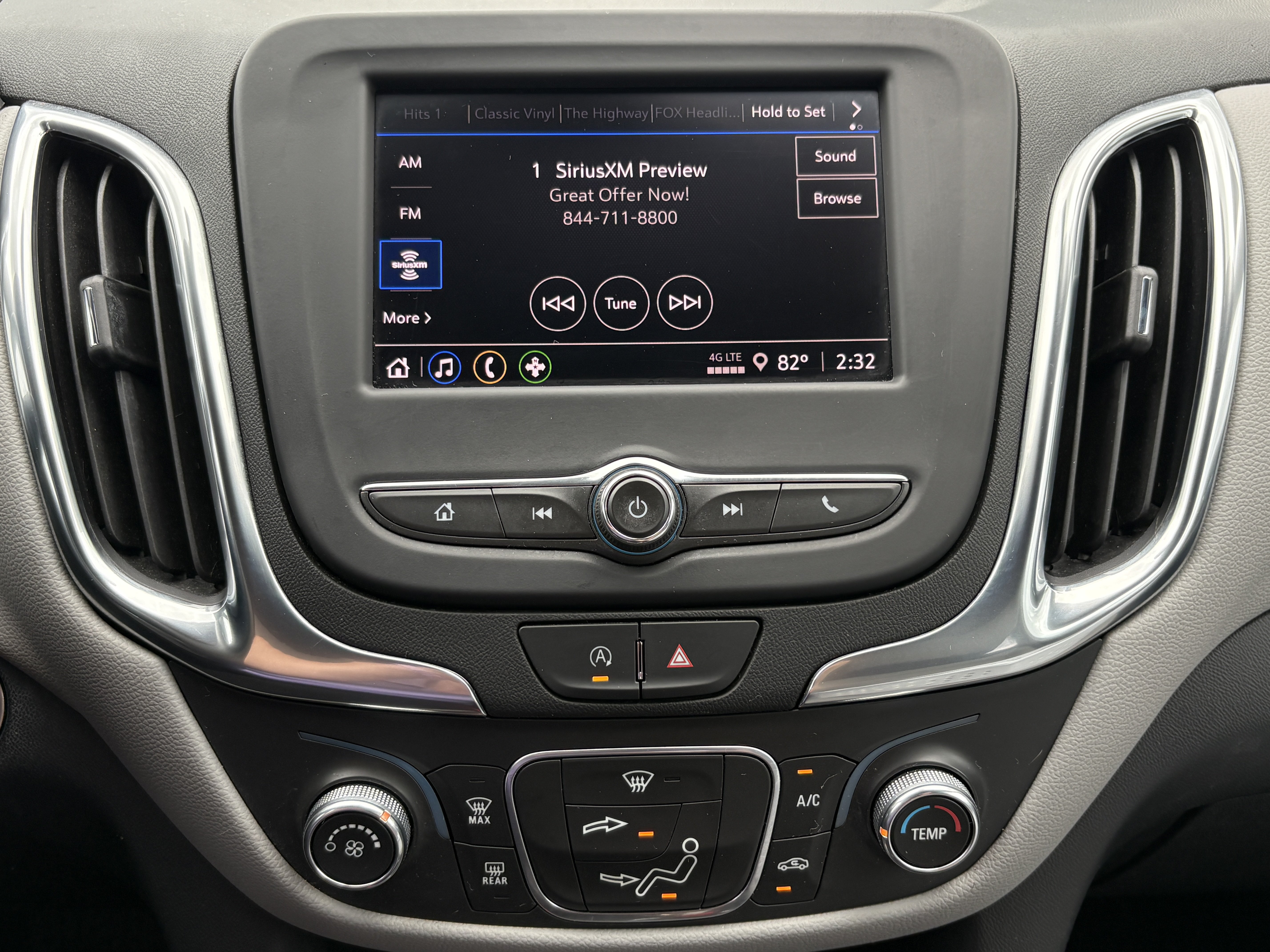 Used 2022 Chevrolet Equinox LS AWD/4WD image 22