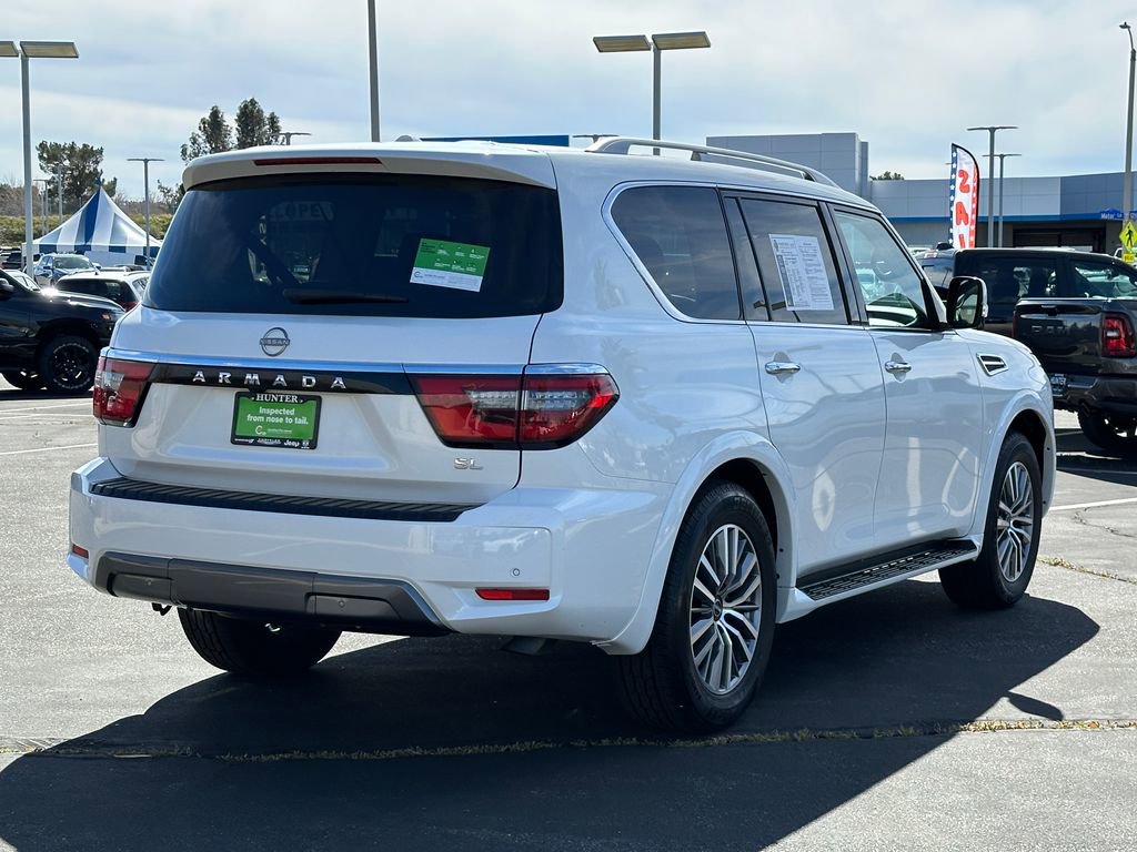 Used 2024 Nissan Armada SL w/ Captain's Chairs Package image 7