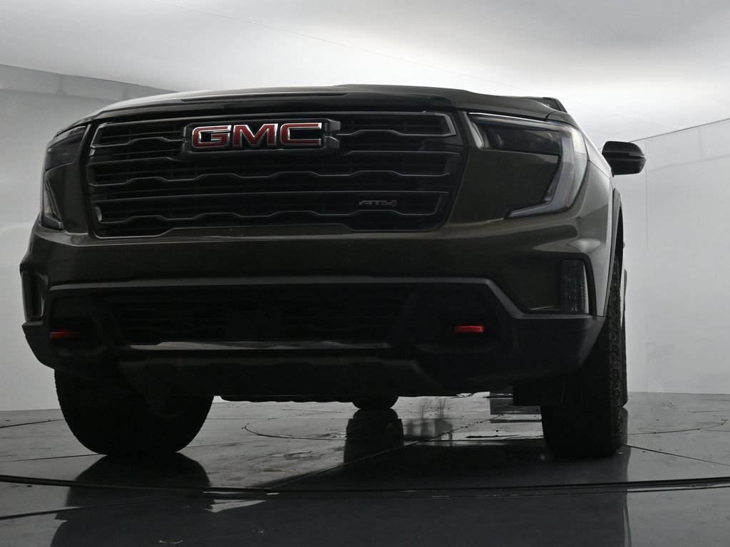 Used 2025 GMC Acadia AT4 AWD/4WD image 19