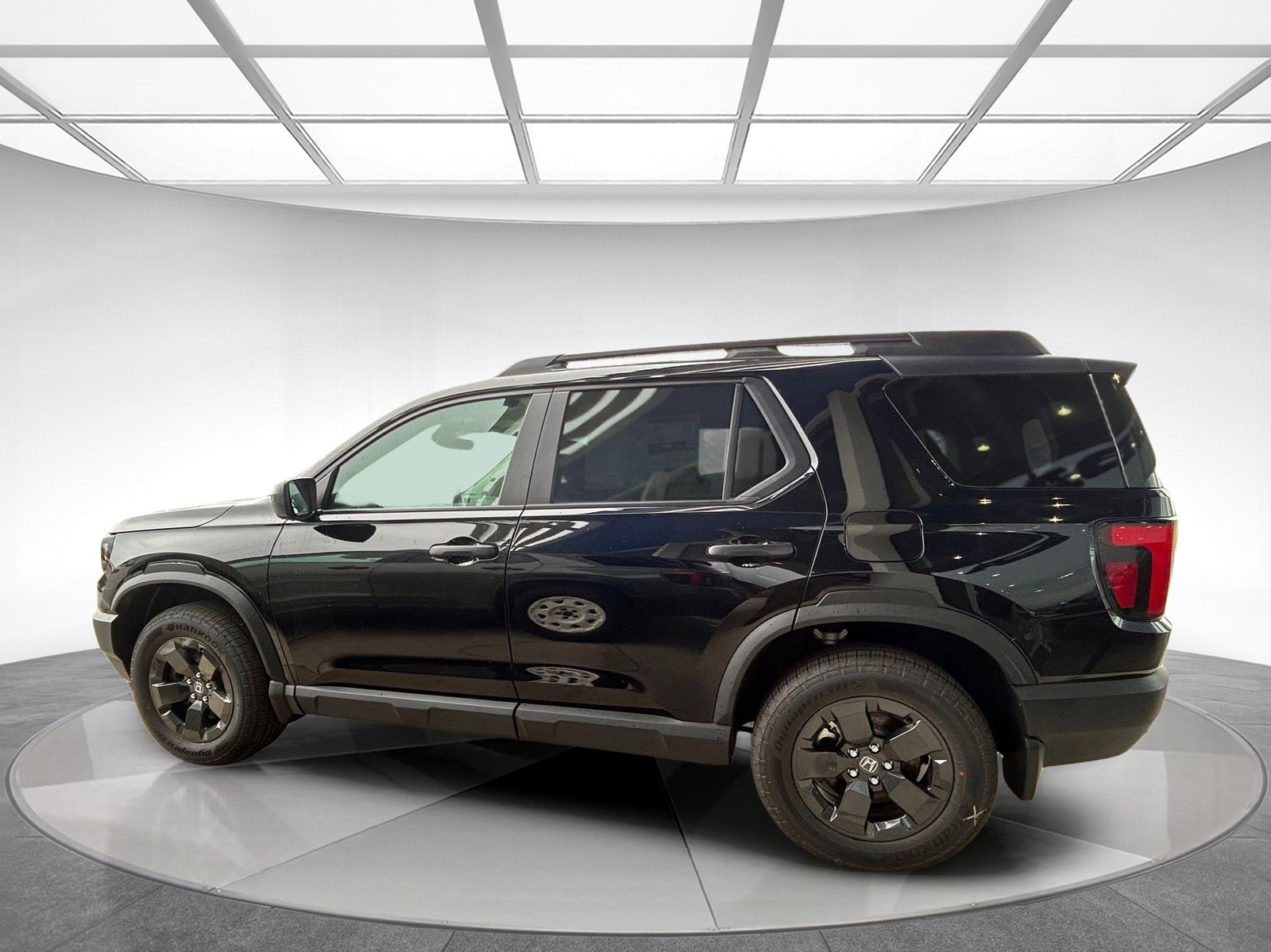 New 2026 Honda Passport RTL image 2