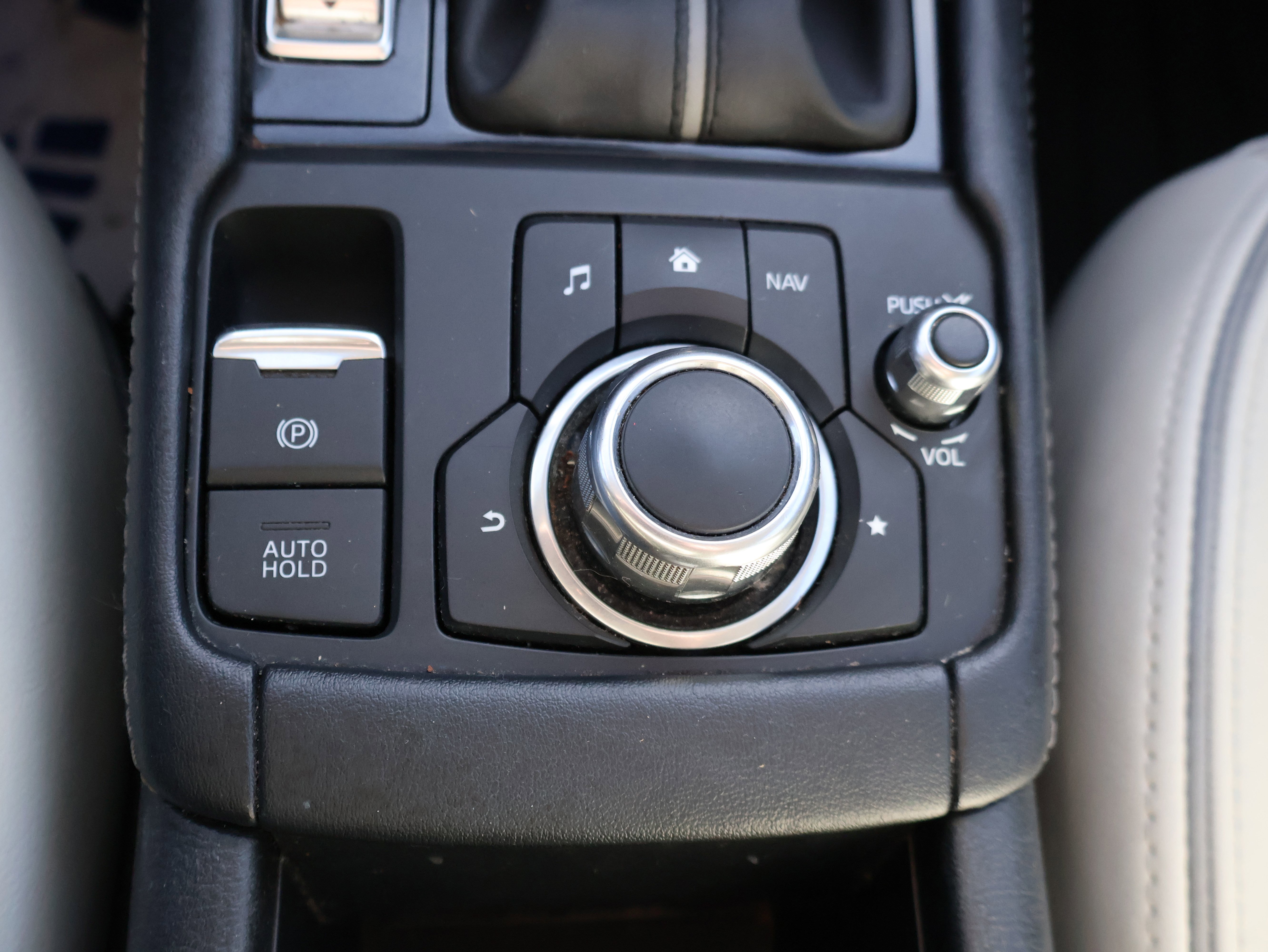 Used 2019 MAZDA CX-3 Grand Touring image 32