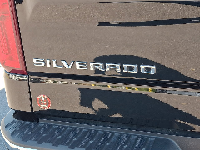Certified 2024 Chevrolet Silverado 1500 LTZ w/ Technology Package AWD/4WD image 30
