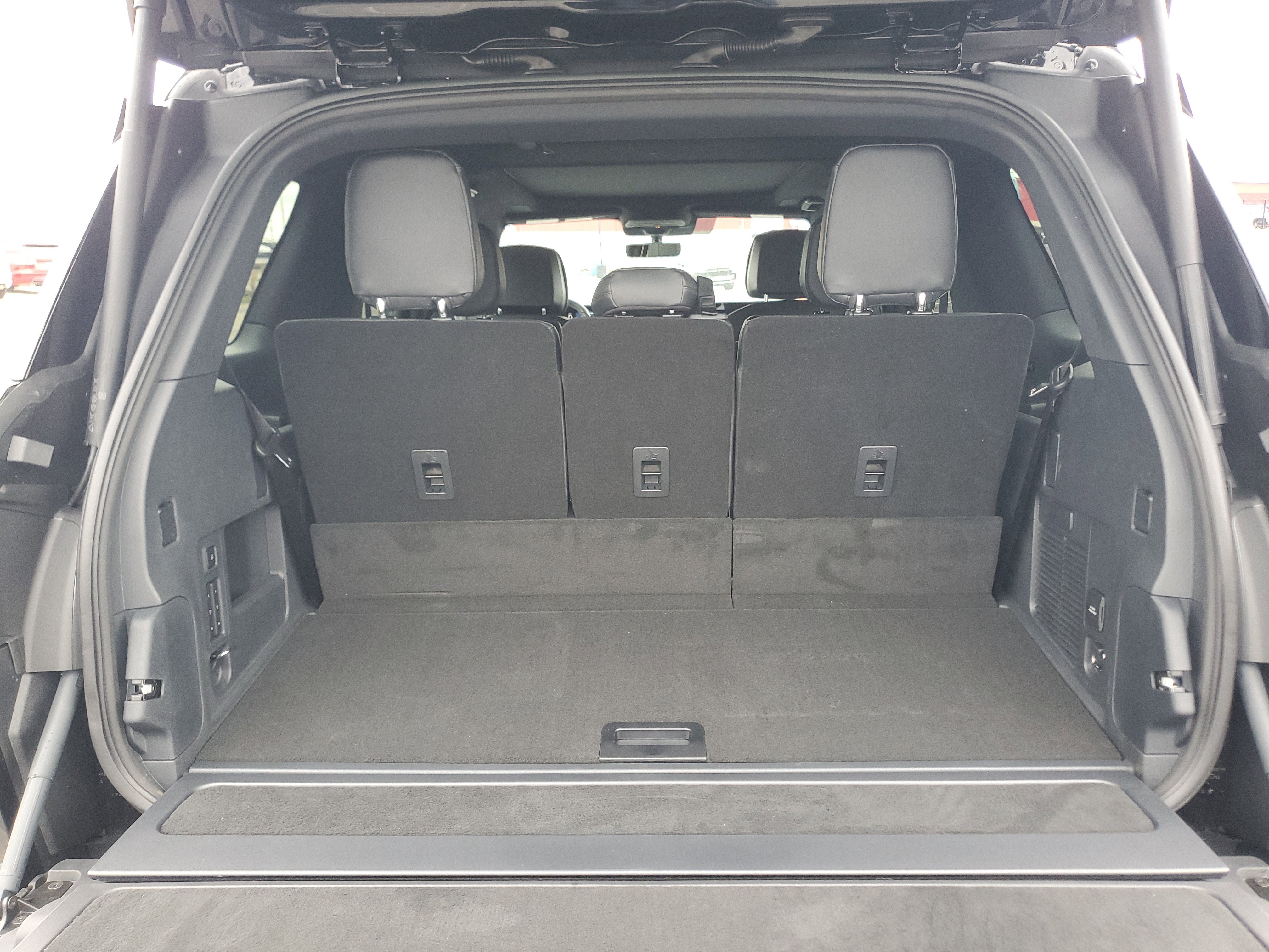 New 2026 Lincoln Navigator Reserve AWD/4WD image 32