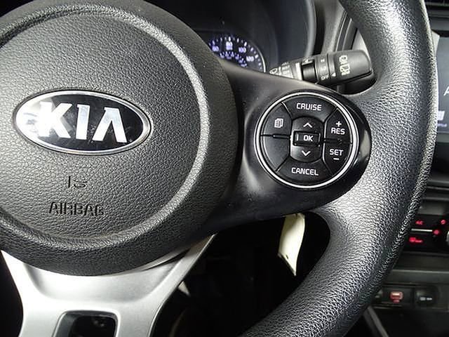 Used 2020 Kia Soul LX image 25