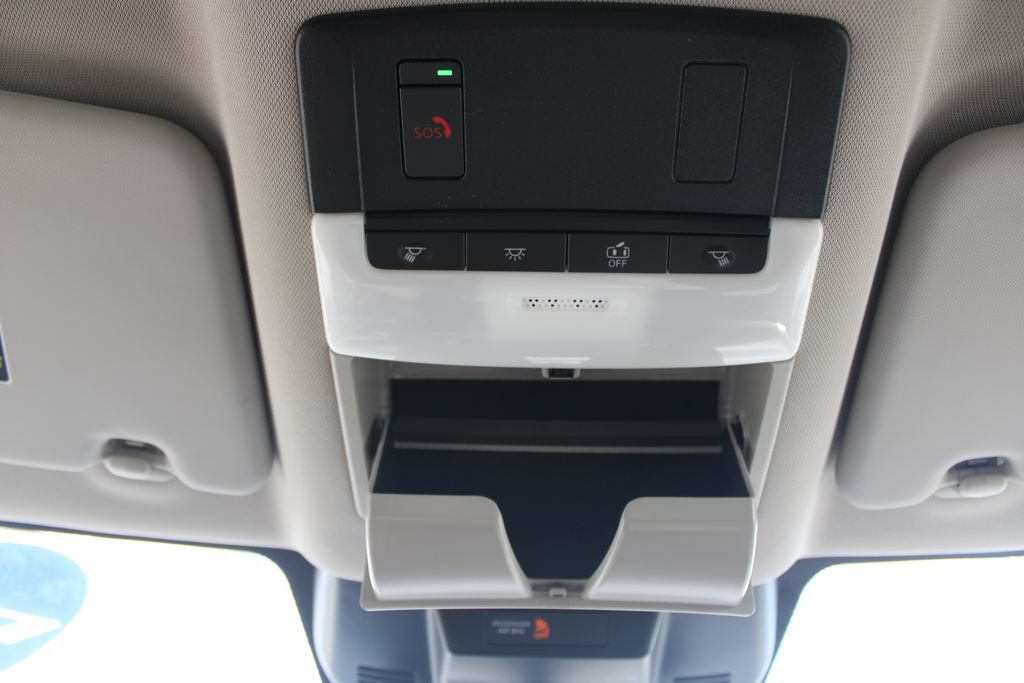 Used 2024 Nissan Rogue SV AWD/4WD image 52