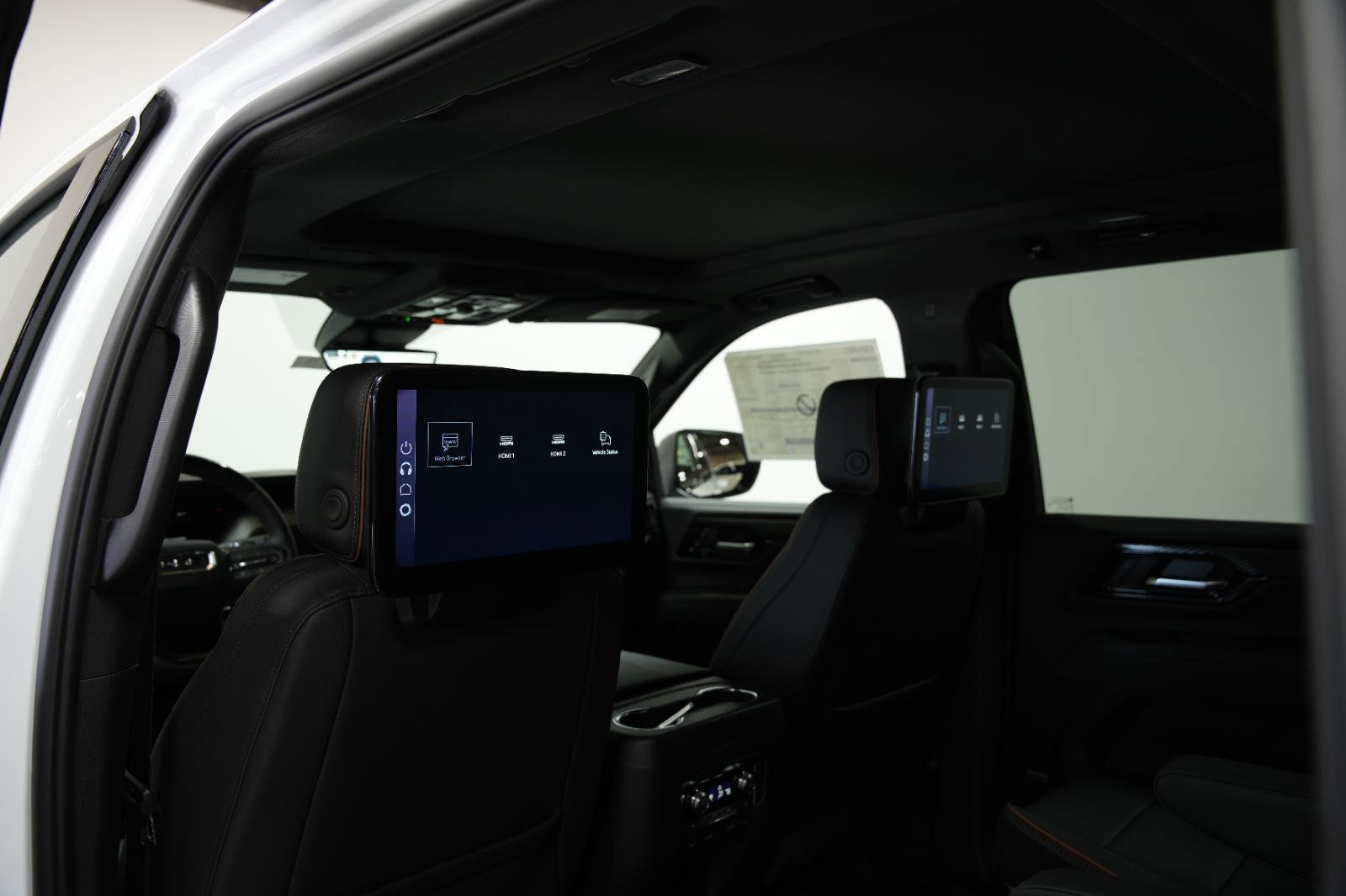New 2026 GMC Yukon XL AT4 w/ AT4 Premium Plus Package AWD/4WD image 26