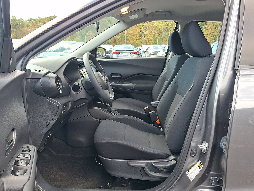 Certified 2024 Nissan Kicks S FWD image 3