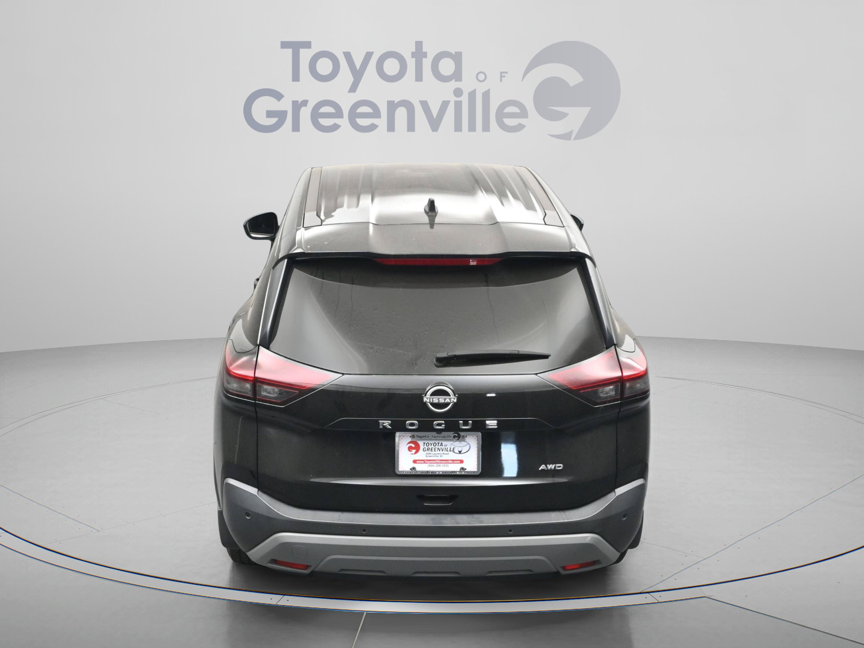 Used 2023 Nissan Rogue S AWD/4WD image 13