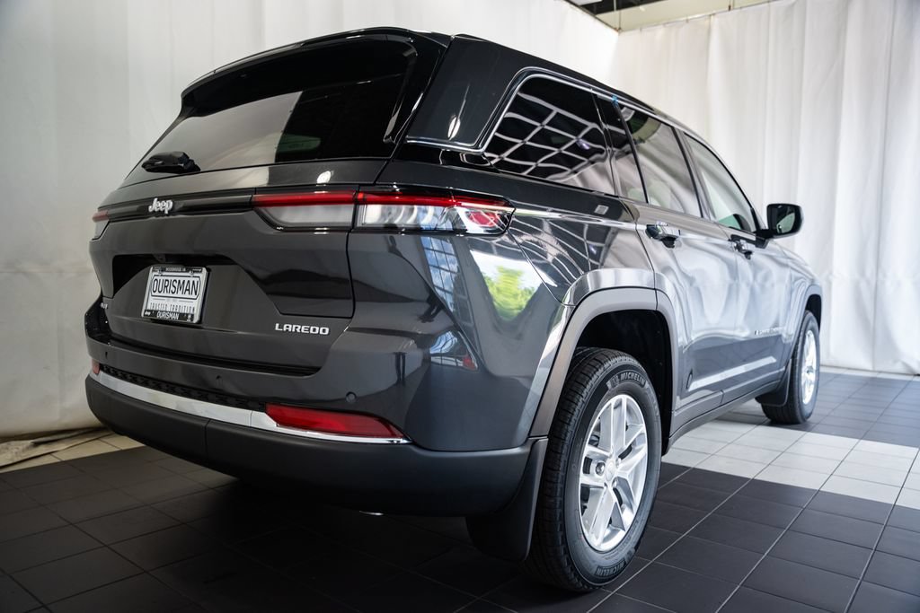 New 2026 Jeep Grand Cherokee Laredo X AWD/4WD image 4