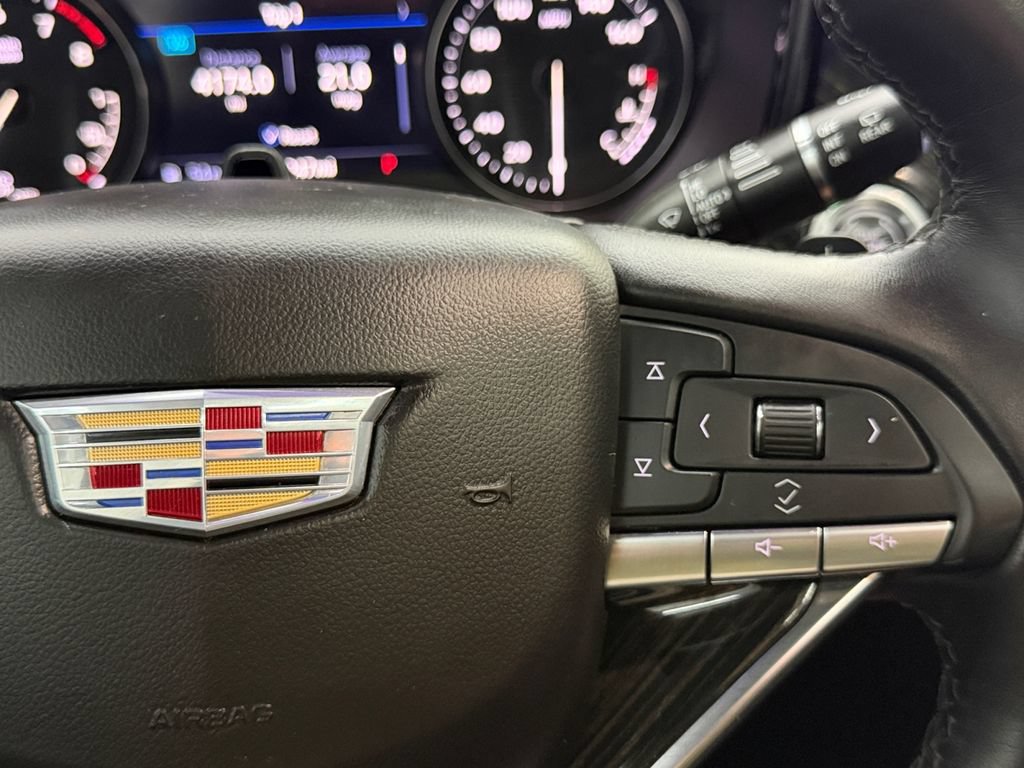 Used 2022 Cadillac XT6 Premium Luxury w/ Technology Package AWD/4WD image 23