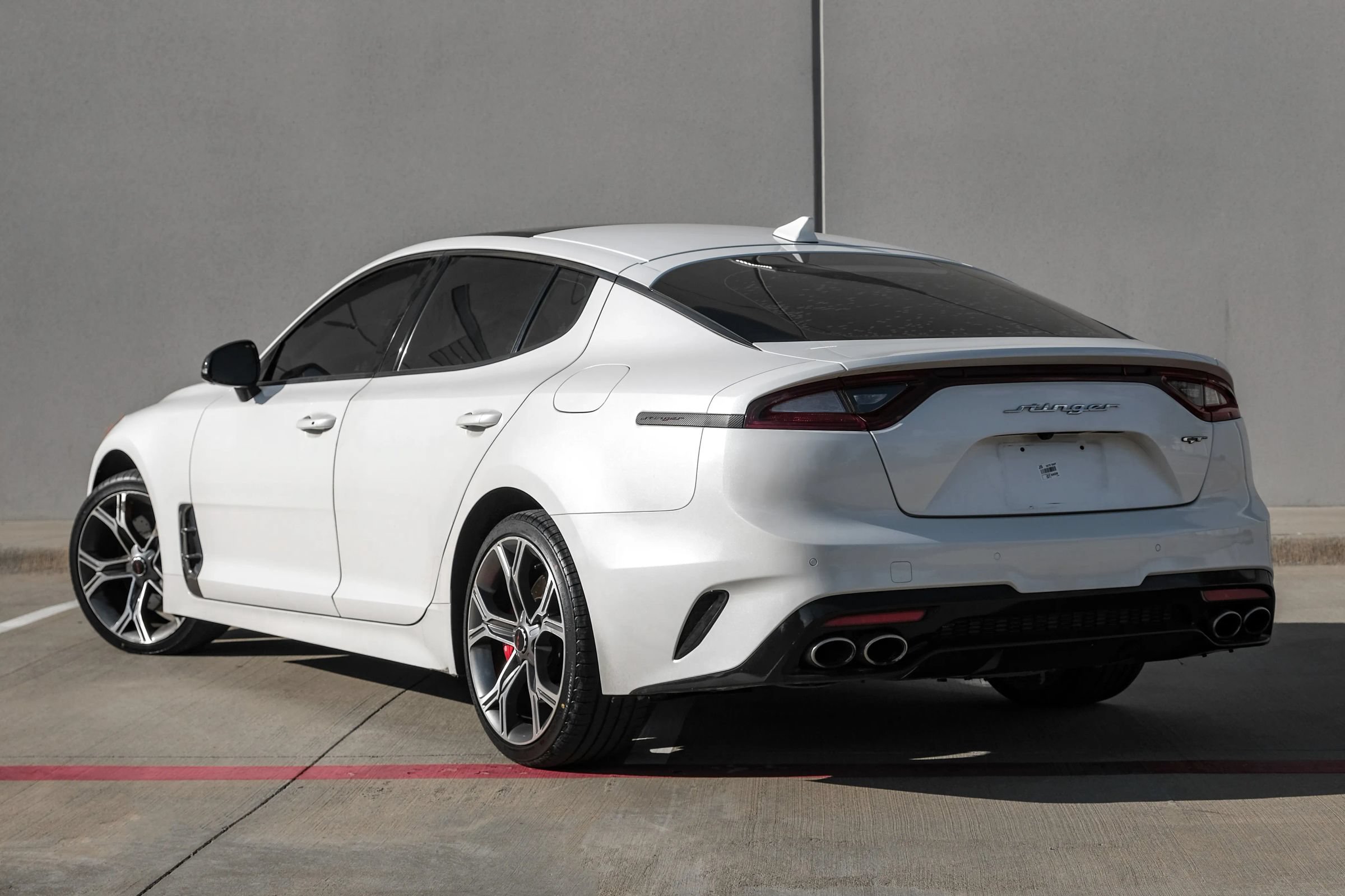 Used 2020 Kia Stinger GT2 RWD image 14