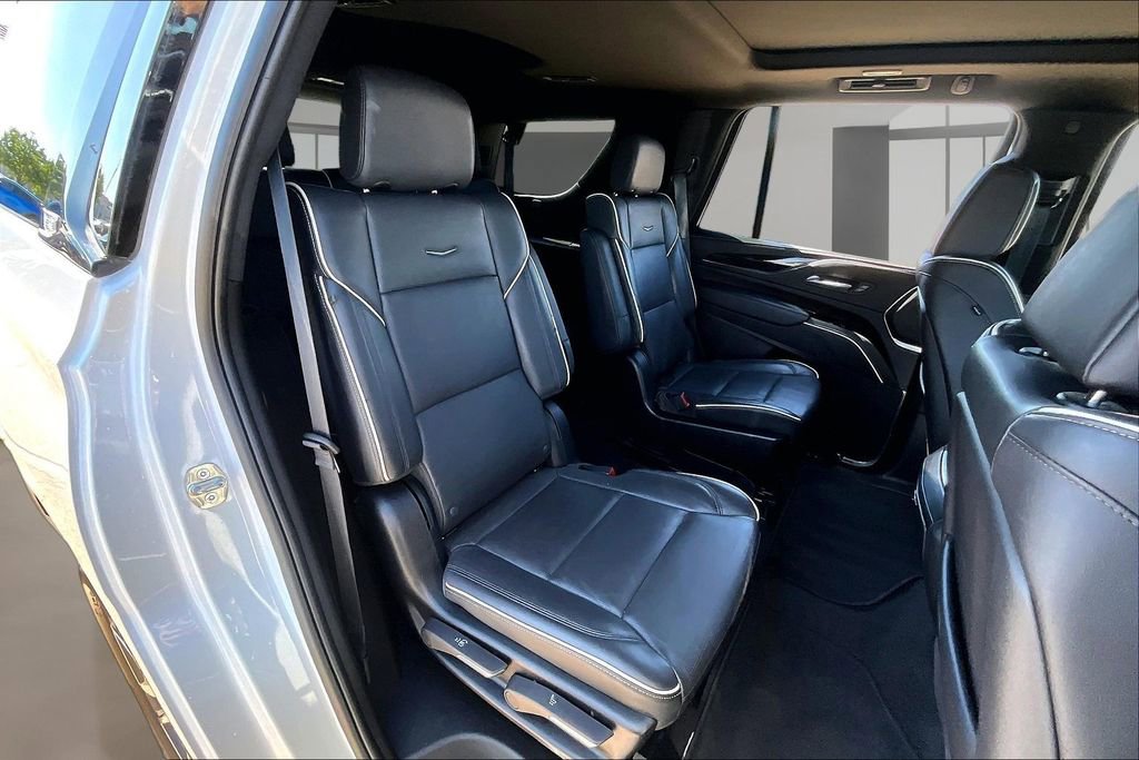 Used 2024 Cadillac Escalade Sport AWD/4WD image 27