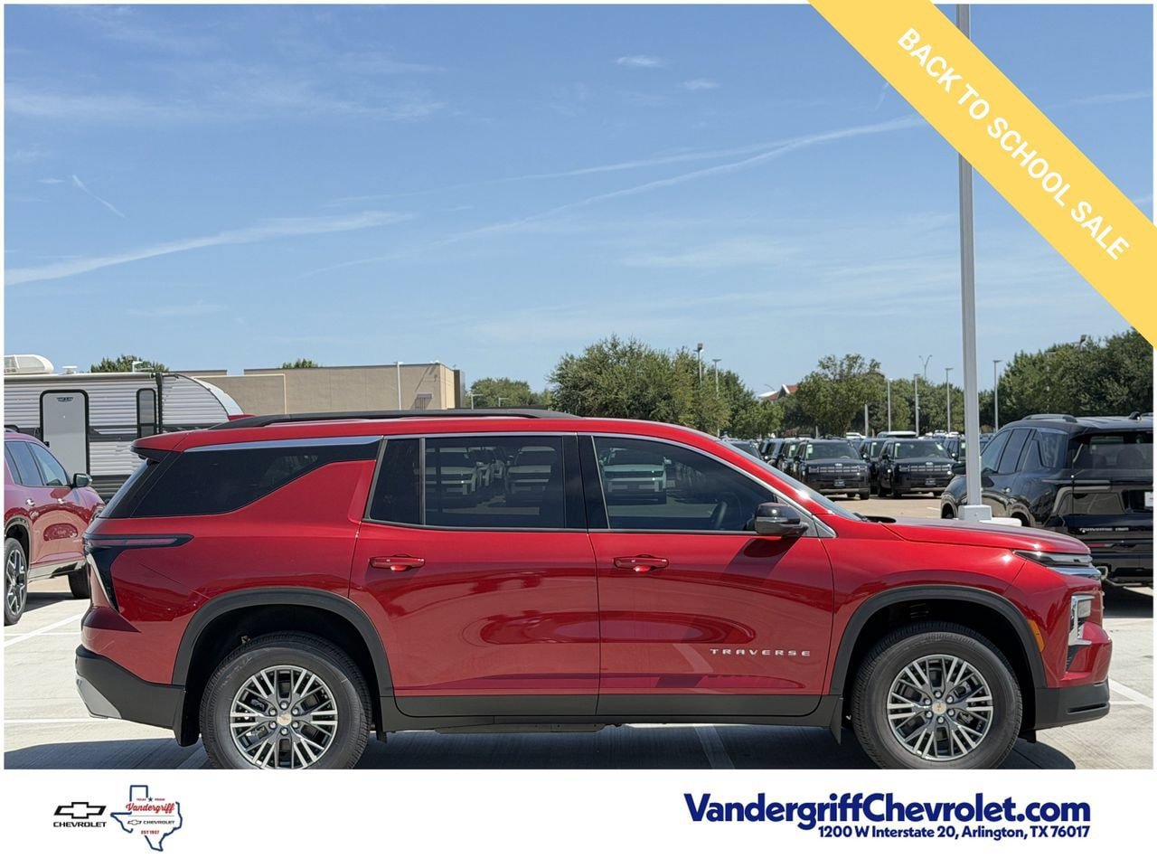 New 2026 Chevrolet Traverse LT FWD image 3