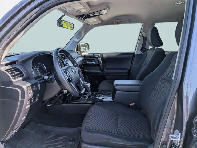 Used 2018 Toyota 4Runner TRD Off-Road AWD/4WD image 21