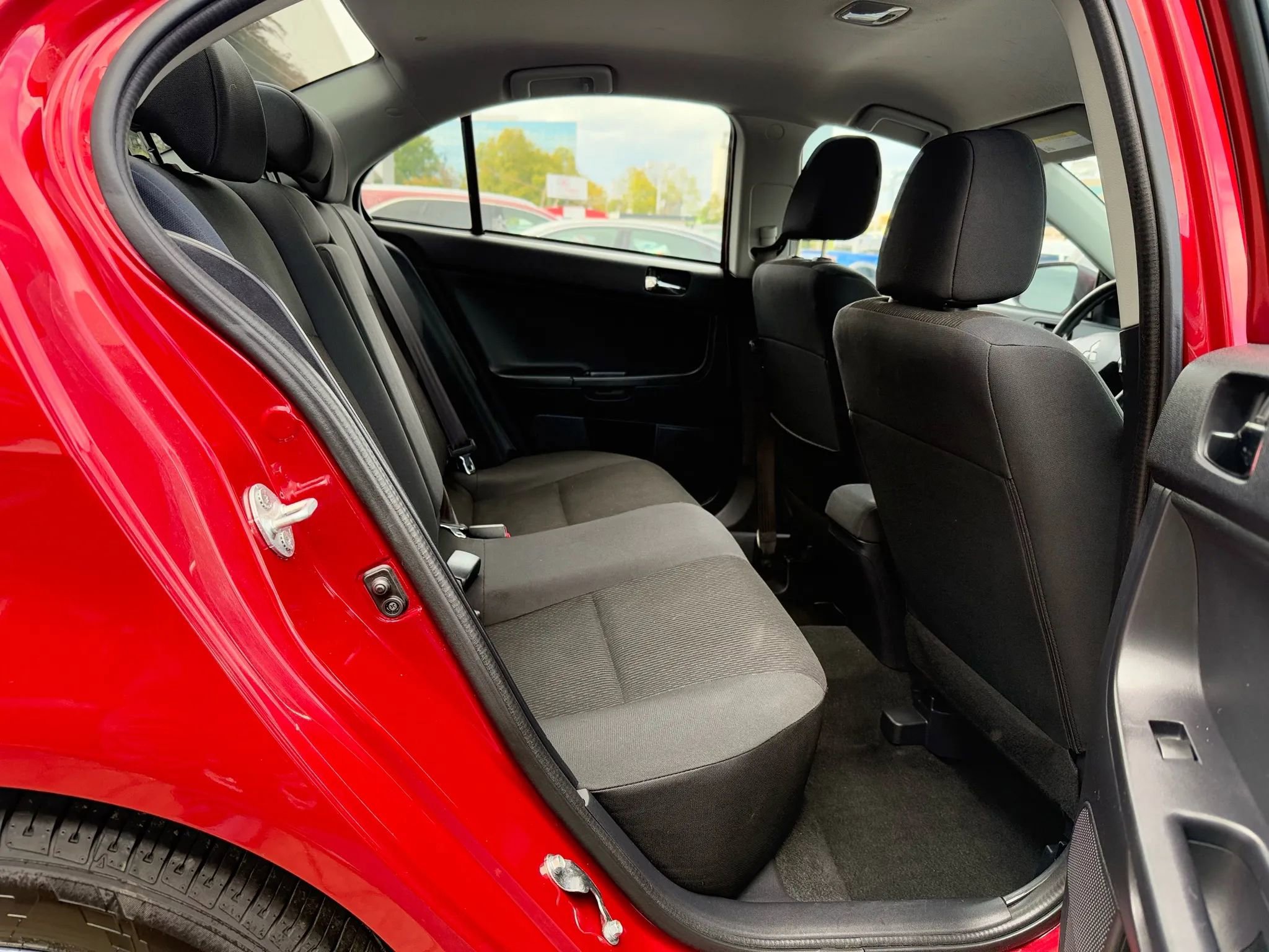 Used 2016 Mitsubishi Lancer AWD Sedan image 29