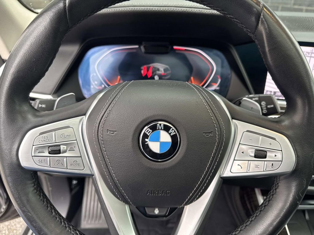 Used 2020 BMW X7 xDrive40i w/ Premium Package AWD/4WD image 25