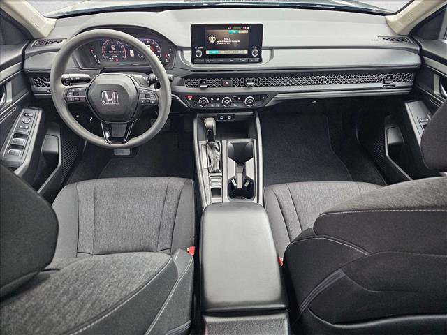 Used 2025 Honda Accord SE image 17