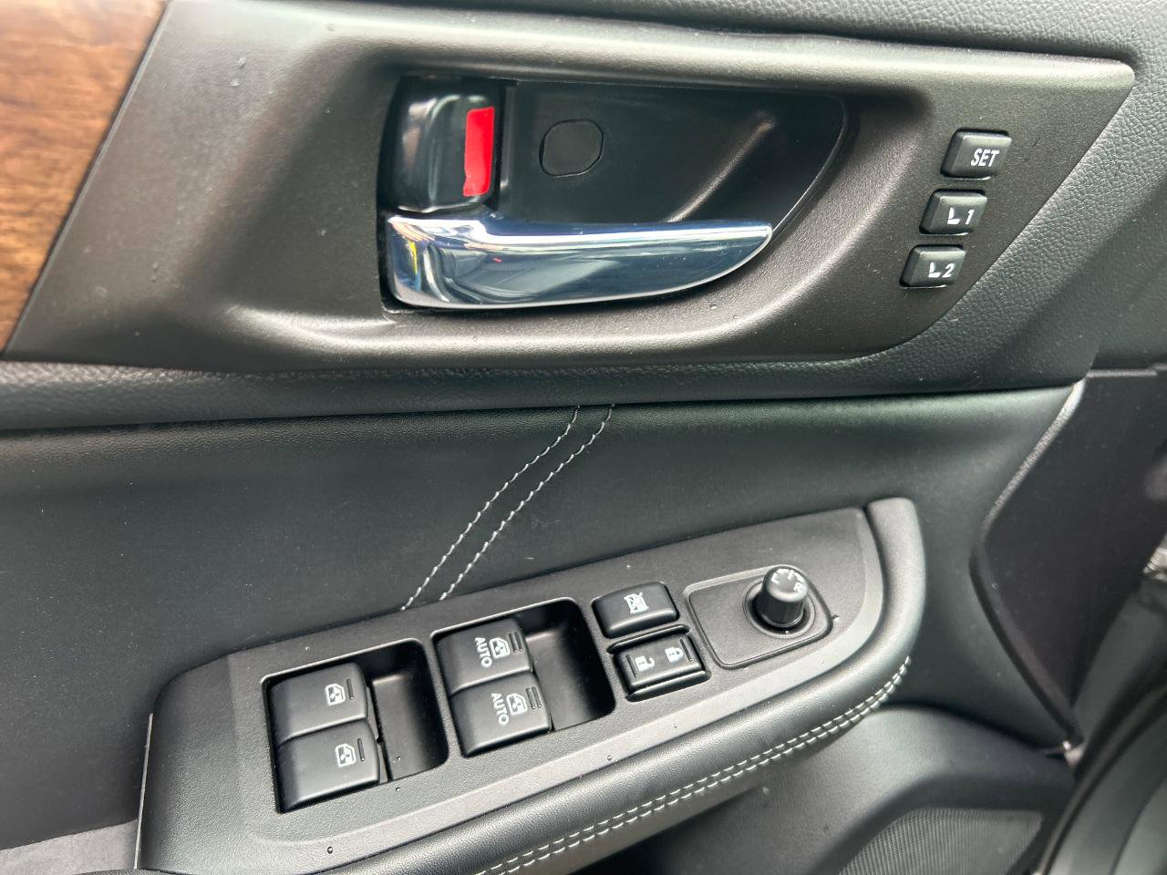 Used 2018 Subaru Outback 2.5i Limited image 6