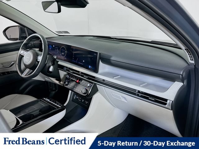 Certified 2025 Hyundai Tucson Limited AWD/4WD image 25