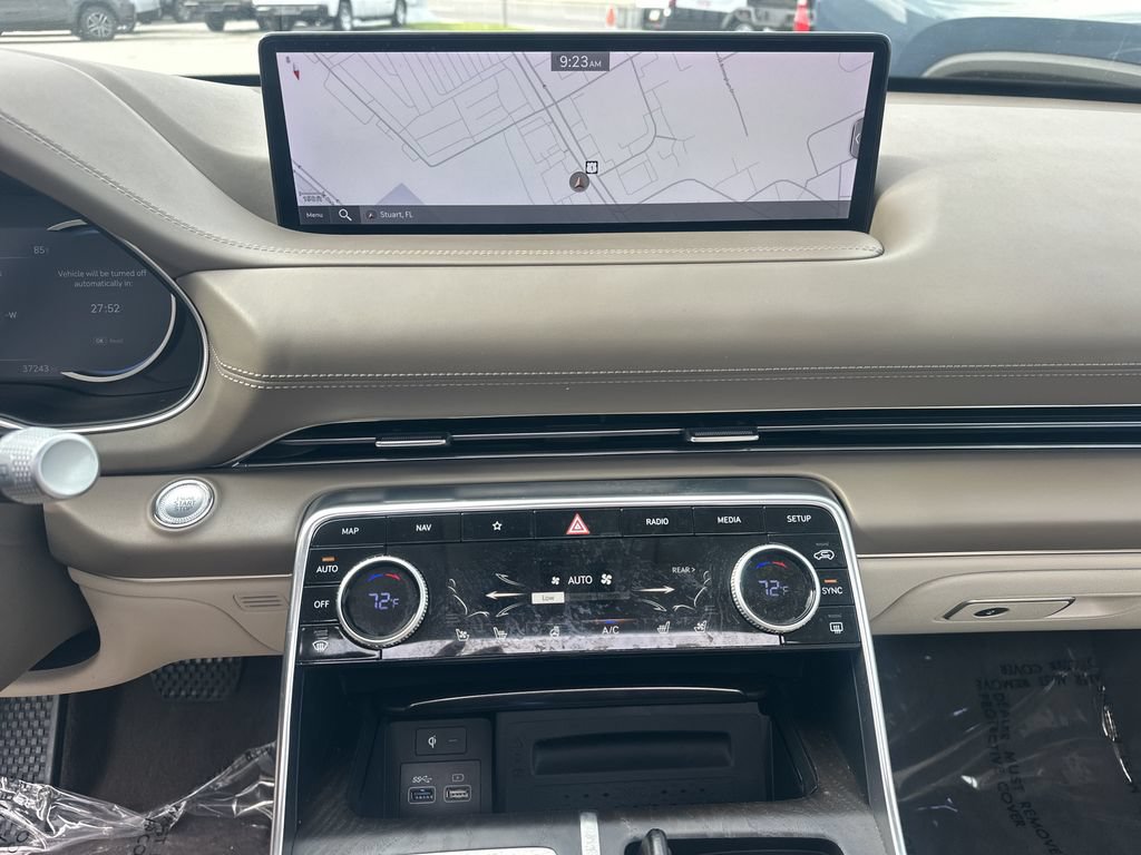 Used 2021 Genesis GV80 2.5T w/ Prestige Package 05 RWD image 21