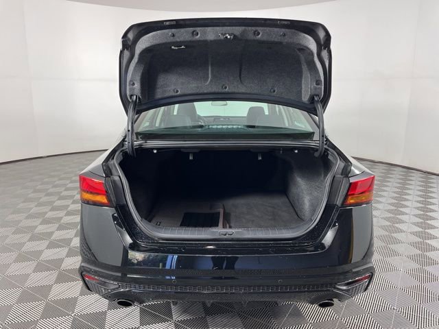 Used 2025 Nissan Altima 2.5 SR image 46