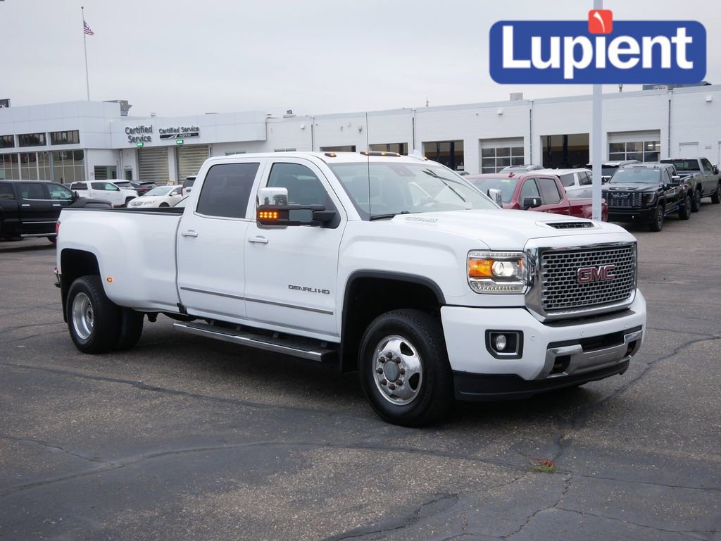 Used 2017 GMC Sierra 3500 Denali image 1