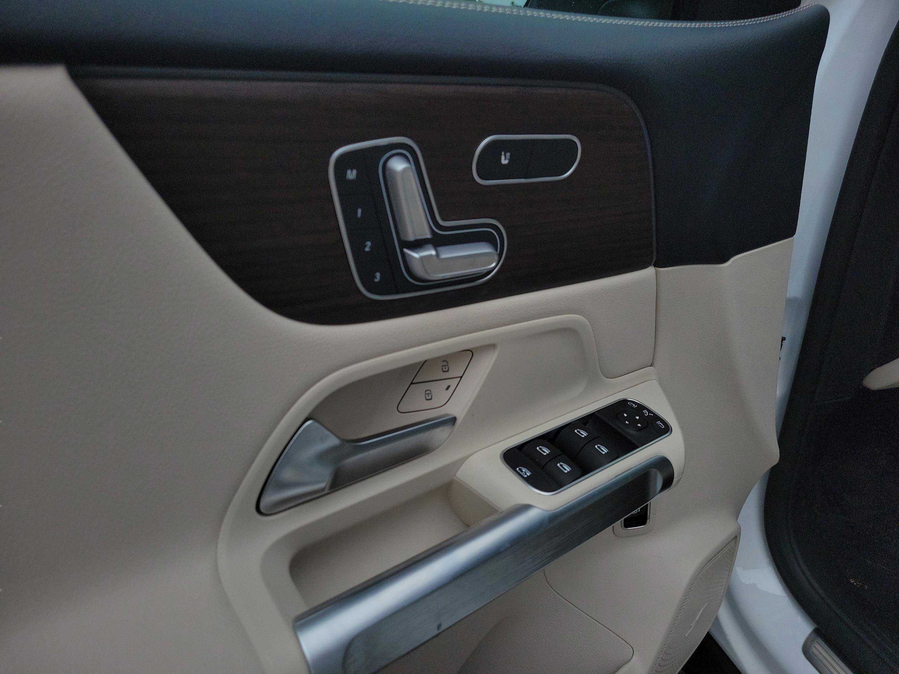 Certified 2026 Mercedes-Benz GLB 250 image 17