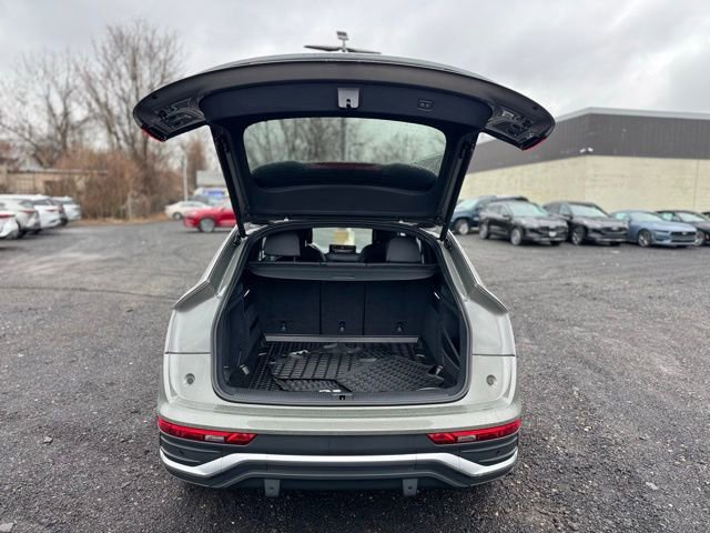 Certified 2025 Audi Q5 2.0T Premium Plus image 24