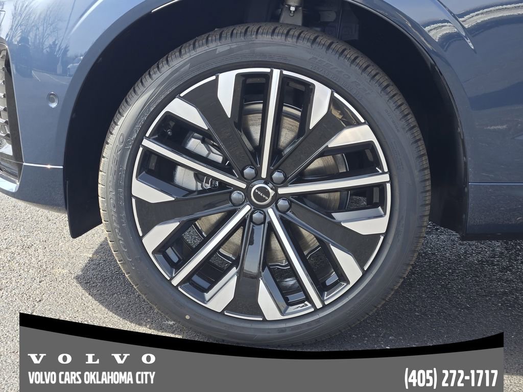 New 2026 Volvo XC60 T8 Ultra w/ Protection Package Premier image 11