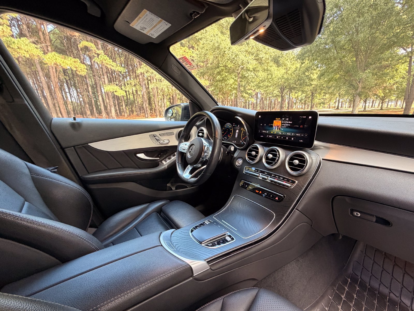 Certified 2022 Mercedes-Benz GLC 300 4MATIC image 21