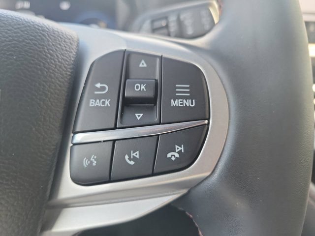Used 2025 Ford Explorer Active AWD/4WD image 25