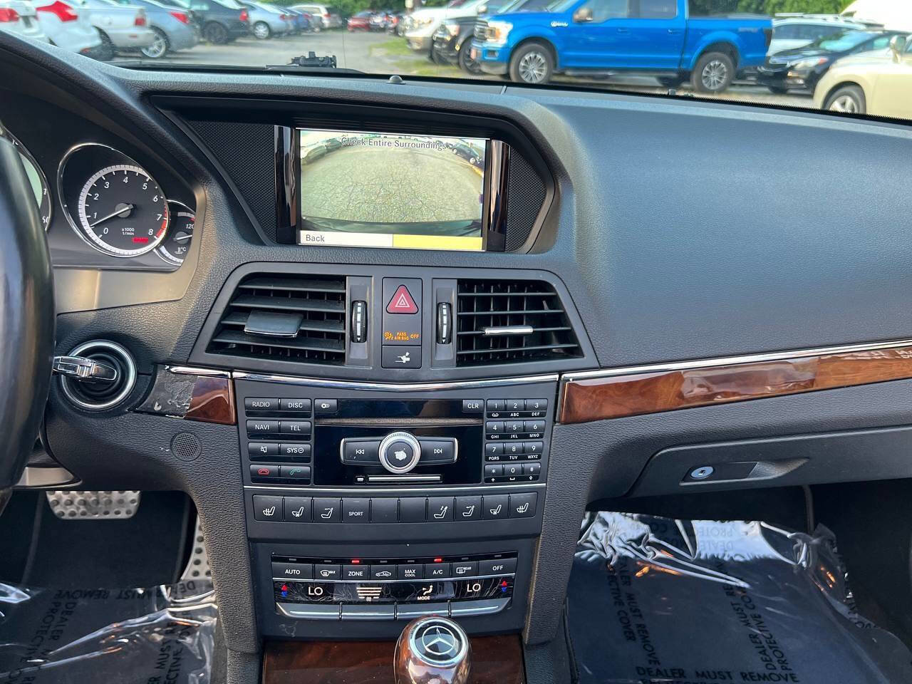 Used 2011 Mercedes-Benz E 550 Cabriolet image 24