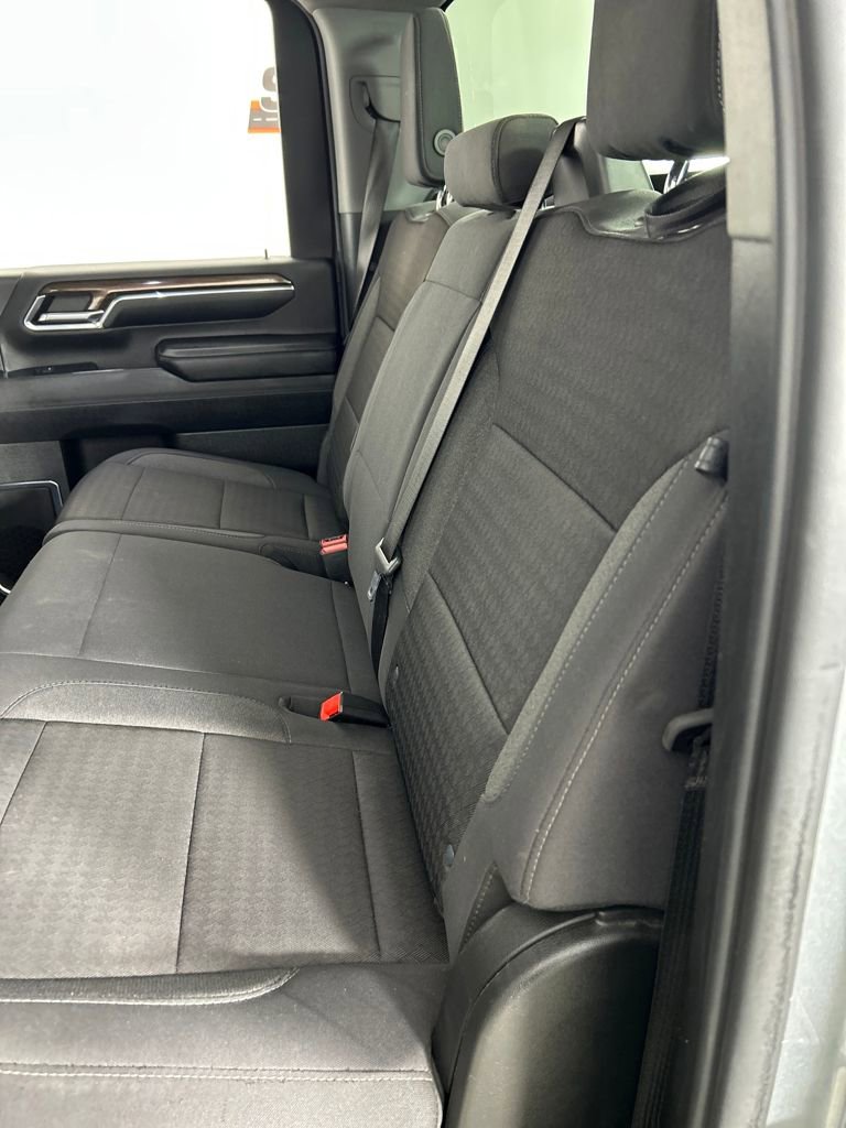 Used 2024 Chevrolet Silverado 3500 LT image 20