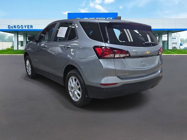 Used 2024 Chevrolet Equinox LS w/ Driver Confidence II Package AWD/4WD image 9