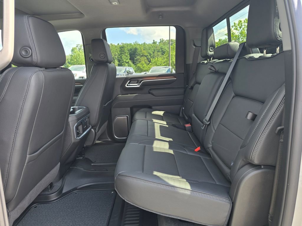 New 2025 GMC Sierra 2500 Denali w/ Max Trailering Package image 11