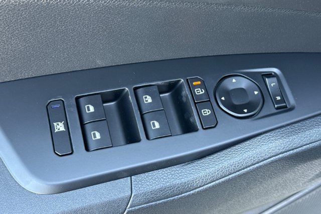 New 2027 Kia Sportage LX FWD image 13