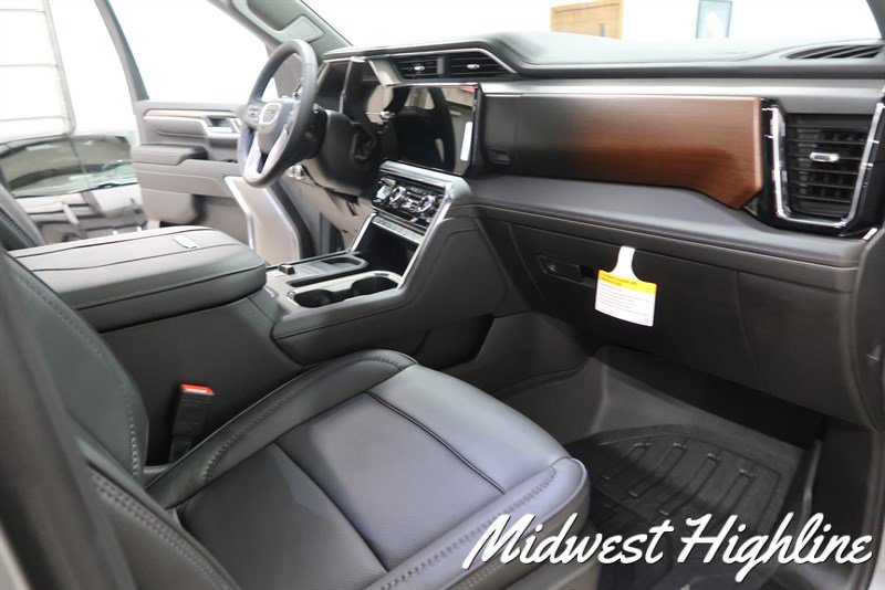 Used 2025 GMC Sierra 2500 Denali w/ Denali Reserve Package AWD/4WD image 40