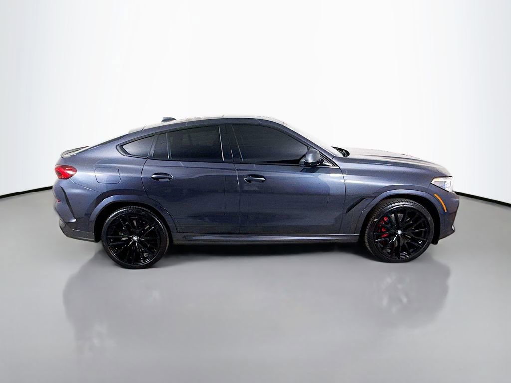 Used 2021 BMW X6 M50i w/ Executive Package image 8