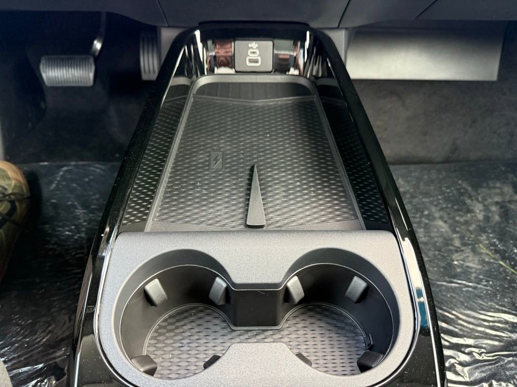 New 2025 Ford Mustang Mach-E Premium w/ Interior Protection Package AWD/4WD image 26