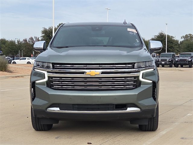 Used 2023 Chevrolet Suburban Premier image 2