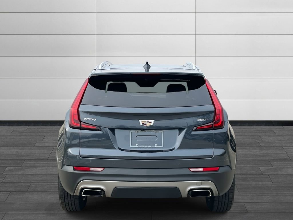 Used 2021 Cadillac XT4 Premium Luxury image 4