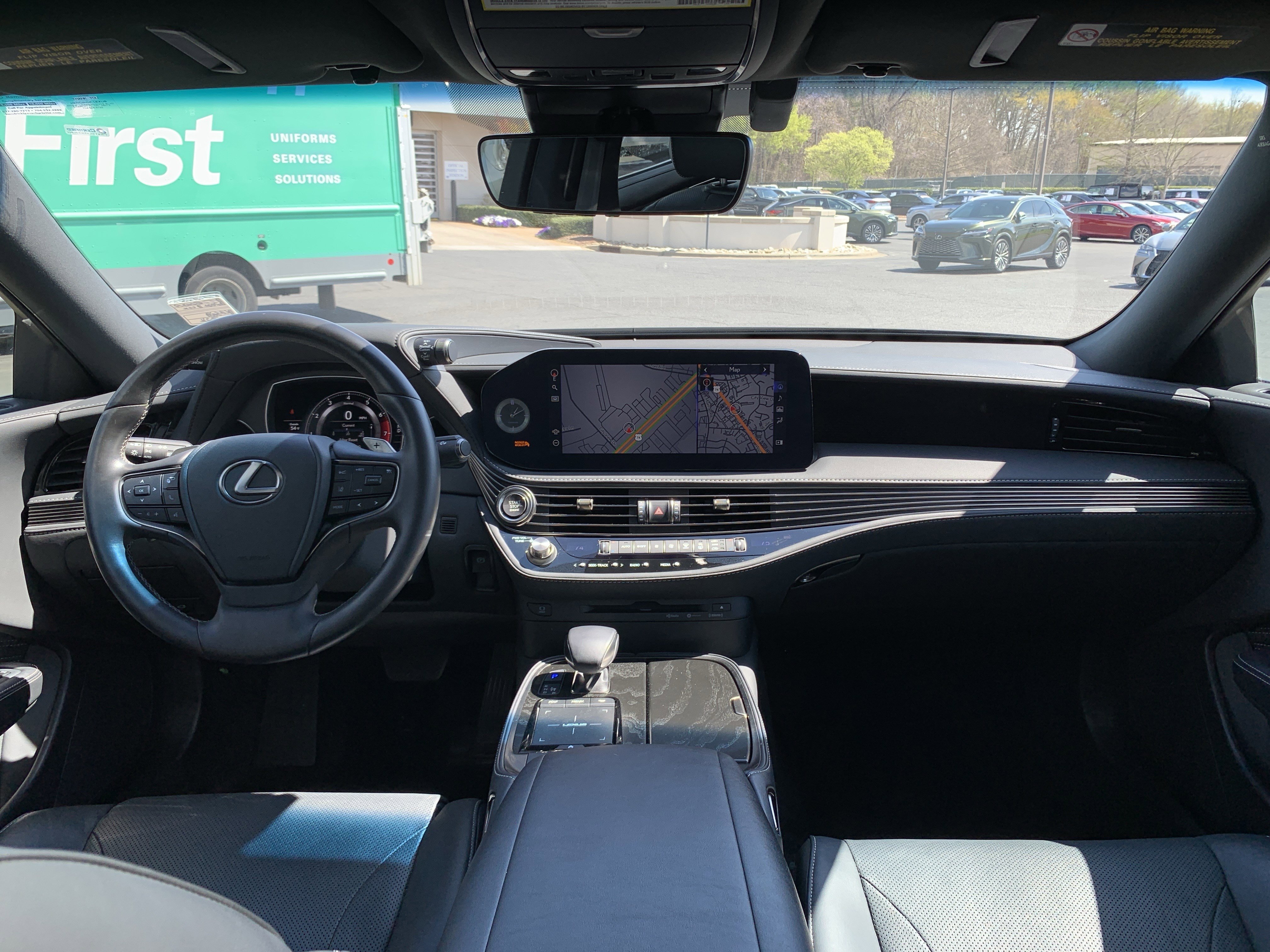 Used 2022 Lexus LS 500 500 w/ Accessory Package (Z2) image 30