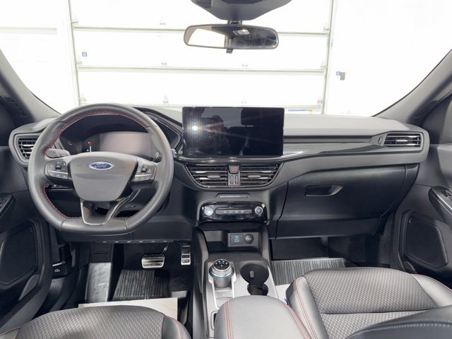 Used 2023 Ford Escape ST-Line w/ Tech Pack #1 image 9