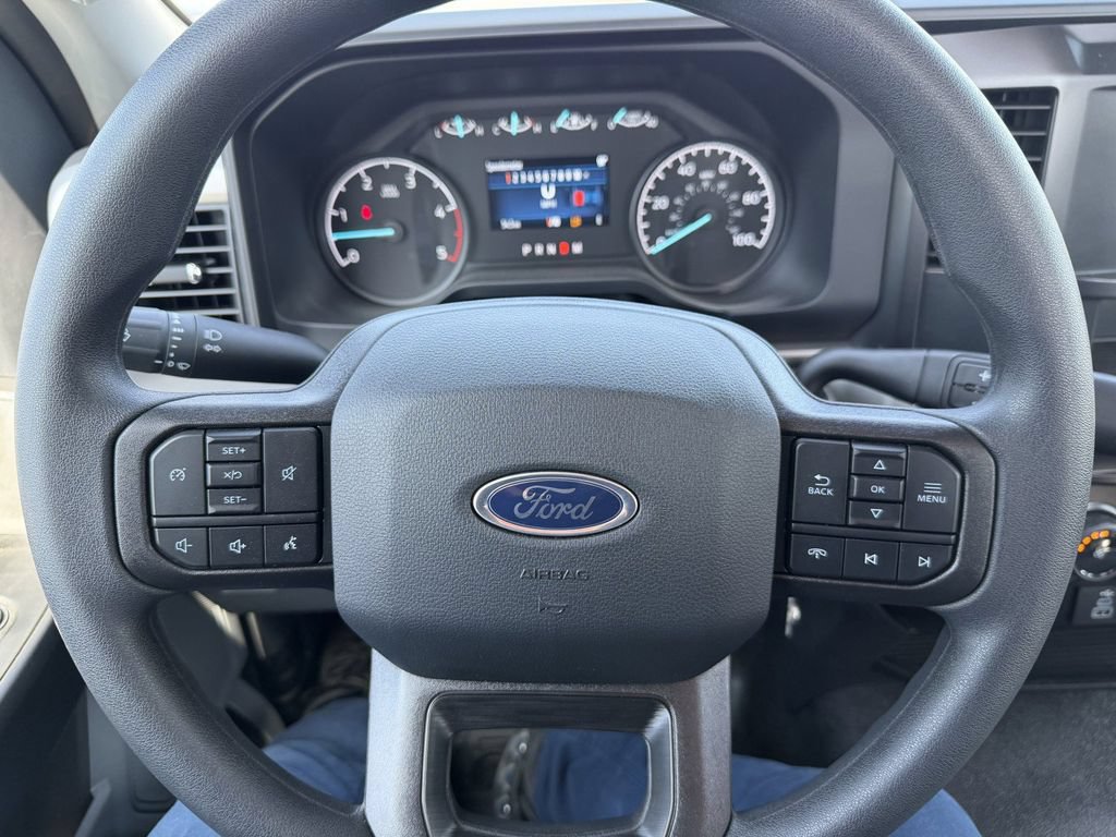 New 2026 Ford F250 XL w/ XL Chrome Package RWD image 19