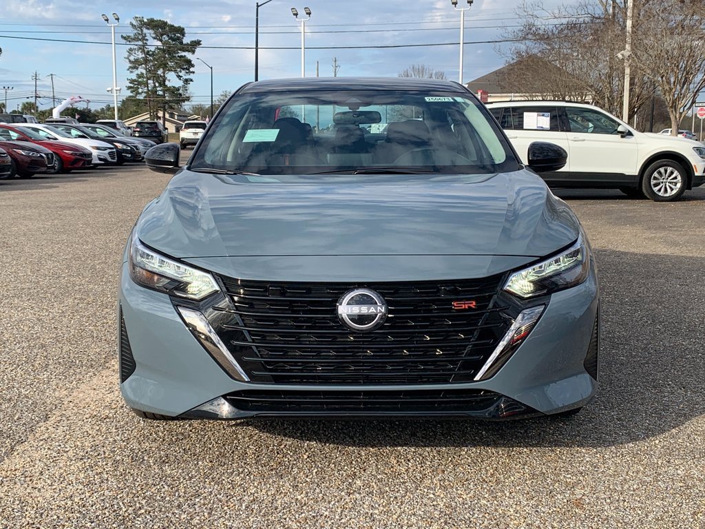 New 2025 Nissan Sentra SR image 3