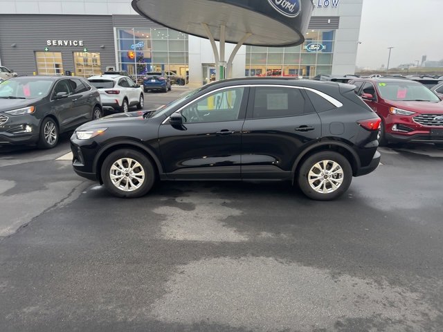 Used 2023 Ford Escape Active w/ Tech Pack #2 image 8