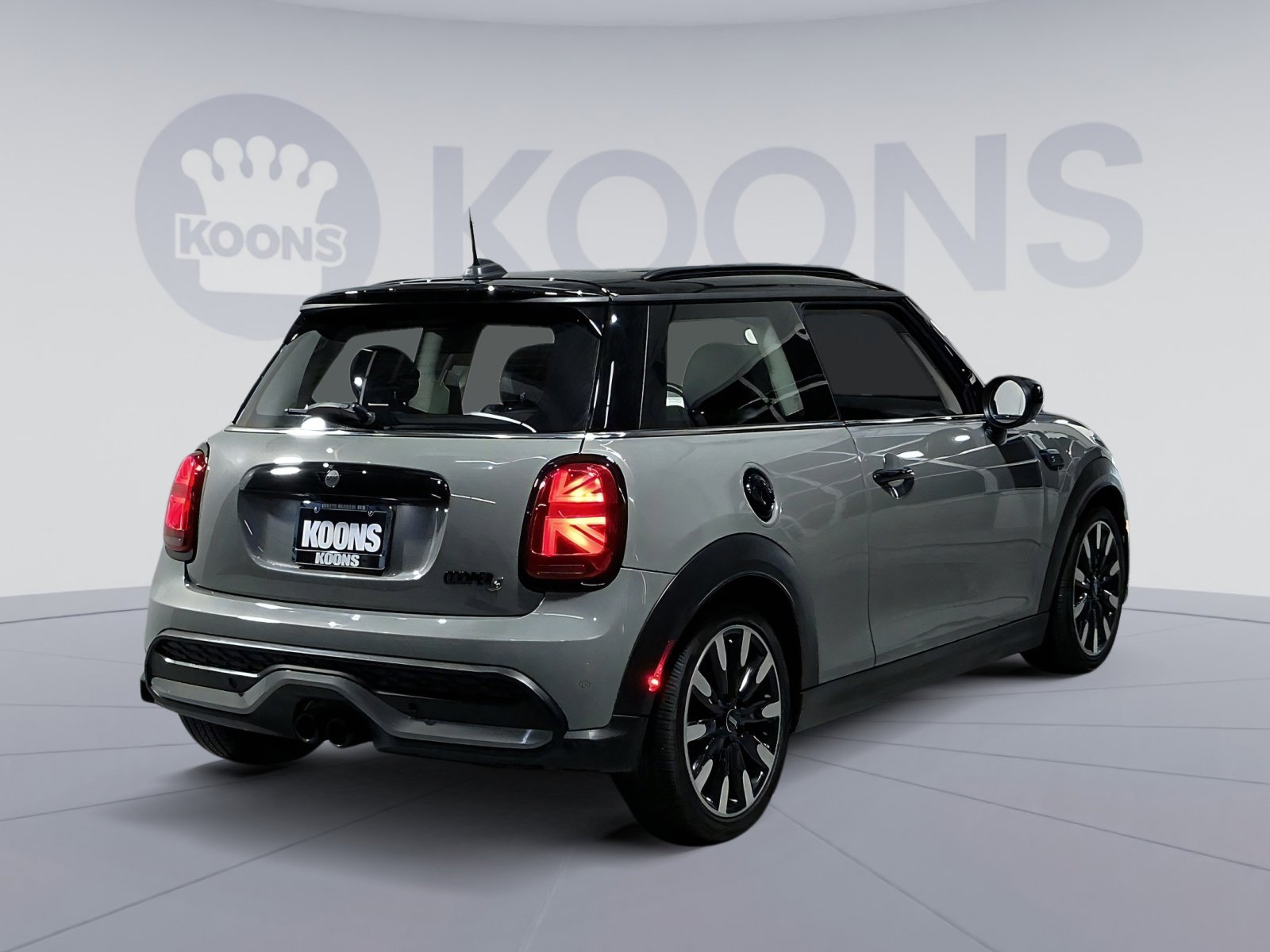 Used 2023 MINI Cooper S image 16